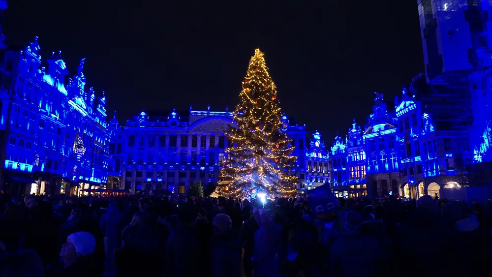 Brussels Christmas market grand place christmas tree