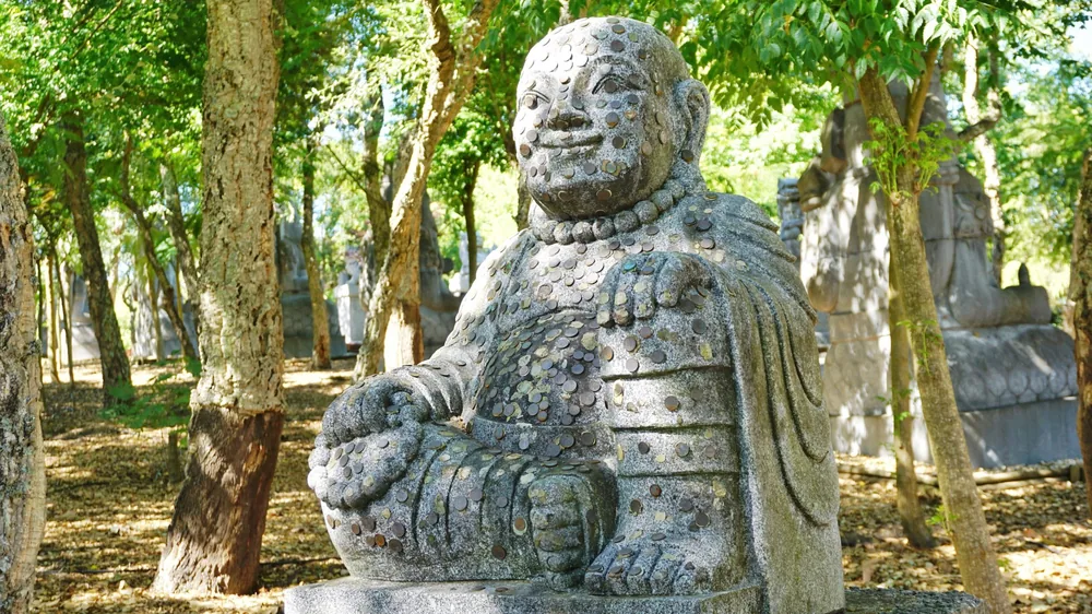 Bacalhôa Buddha Eden Buddhas Peace Garden Park Bombarral Portugal Conhecer Visitar