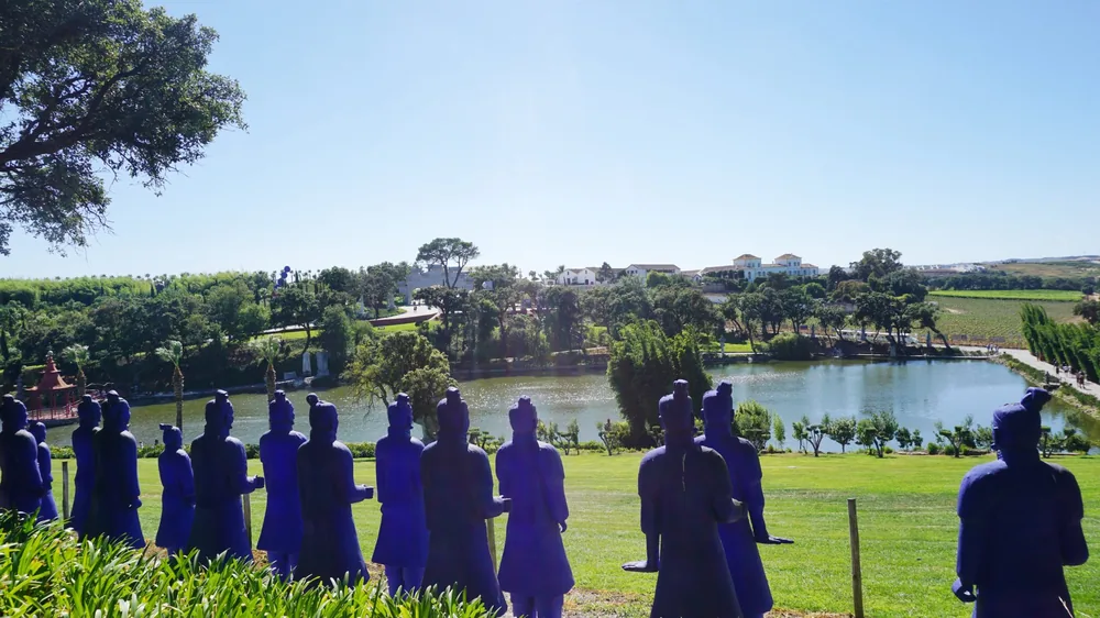Bacalhôa Buddha Eden Buddhas Peace Garden Park Bombarral Portugal Conhecer Visitar