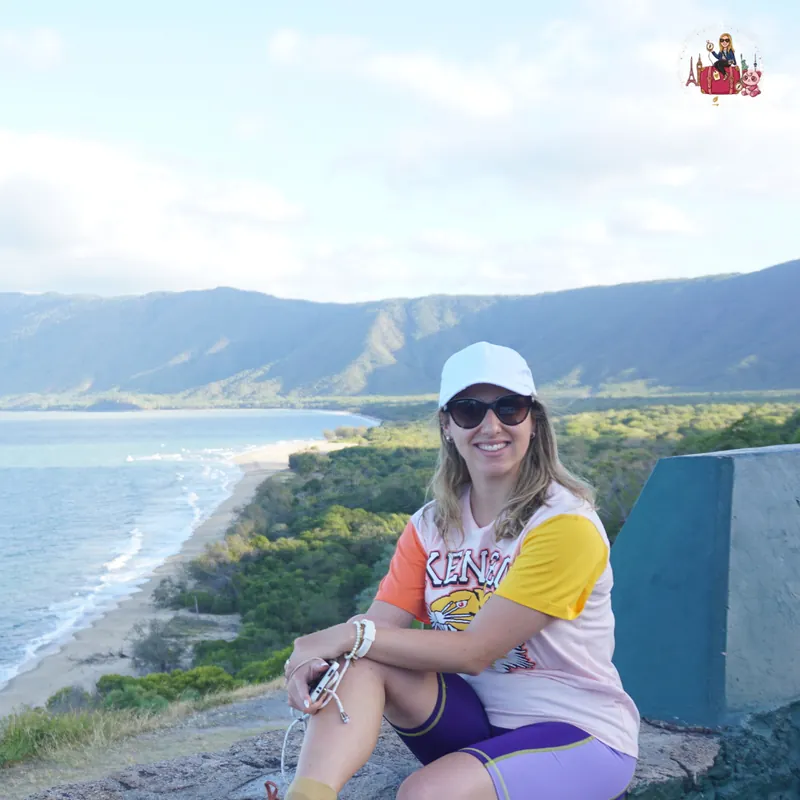 At Rex Lookout, with the long beach and the bay below