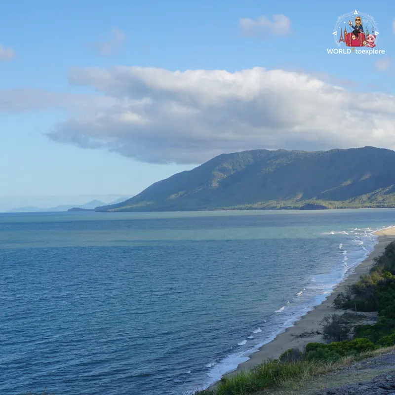 View of the bay and mountains from Rex Lookout