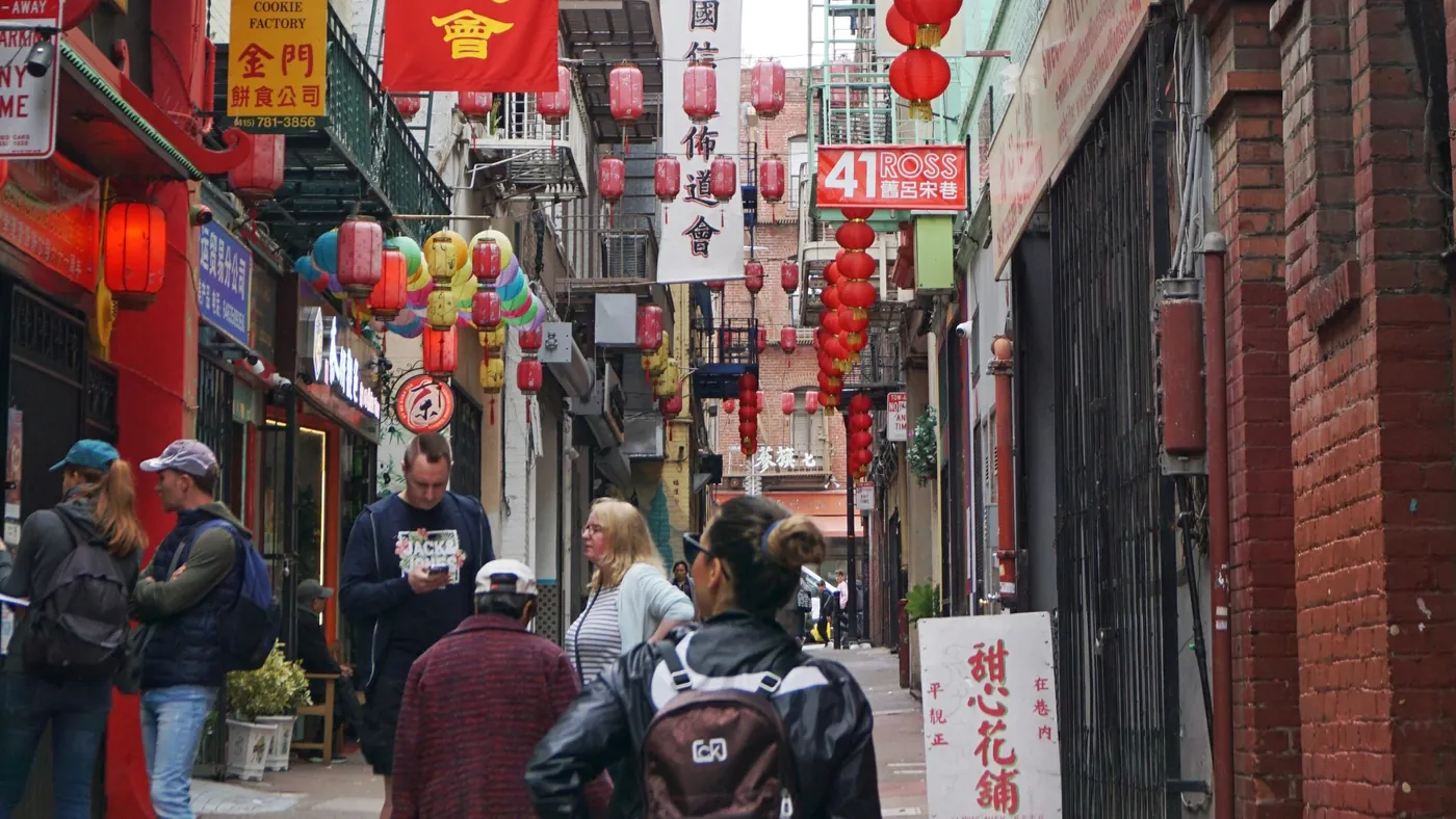 6 attractions in San Francisco's Chinatown